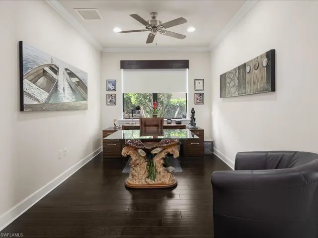 7263  Live Oak  DR, Naples, FL 34114