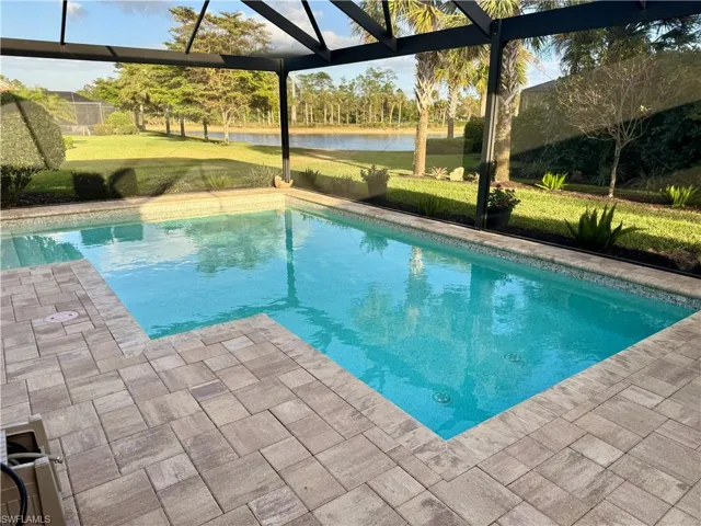 7263  Live Oak  DR, Naples, FL 34114