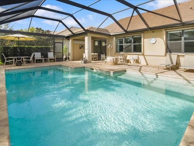 7263  Live Oak  DR, Naples, FL 34114