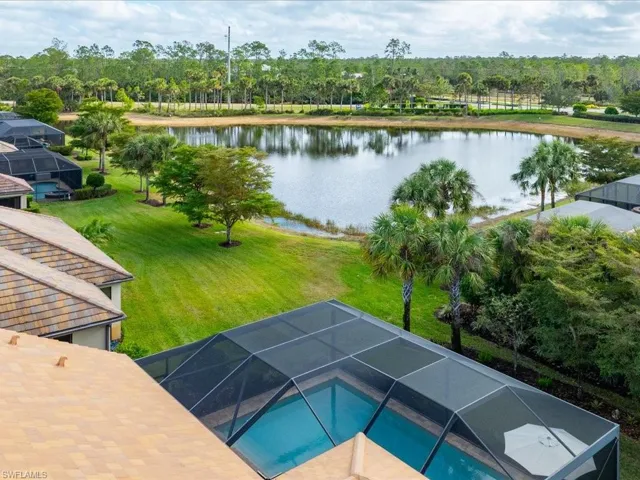 7263  Live Oak  DR, Naples, FL 34114