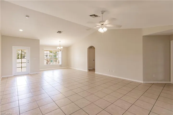 2225 NE 15th TER, CAPE CORAL FL 33909