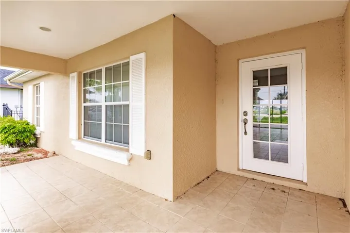 2225 NE 15th TER, CAPE CORAL FL 33909