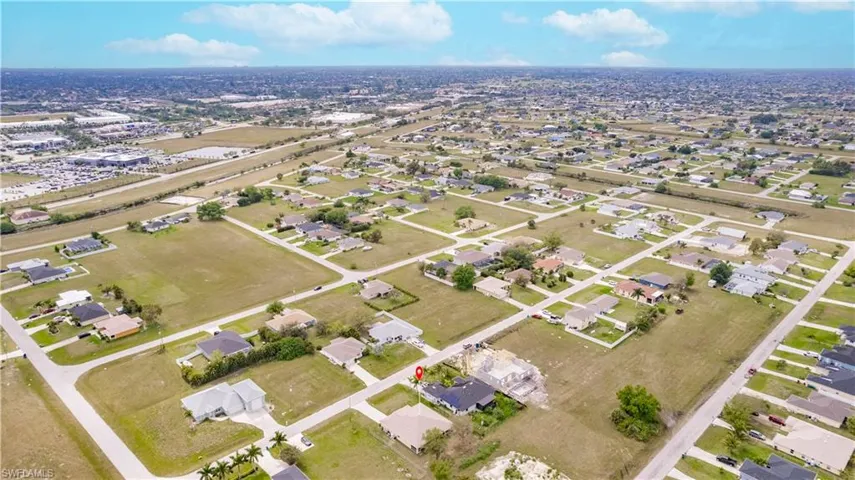 2225 NE 15th TER, CAPE CORAL FL 33909