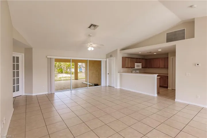 2225 NE 15th TER, CAPE CORAL FL 33909