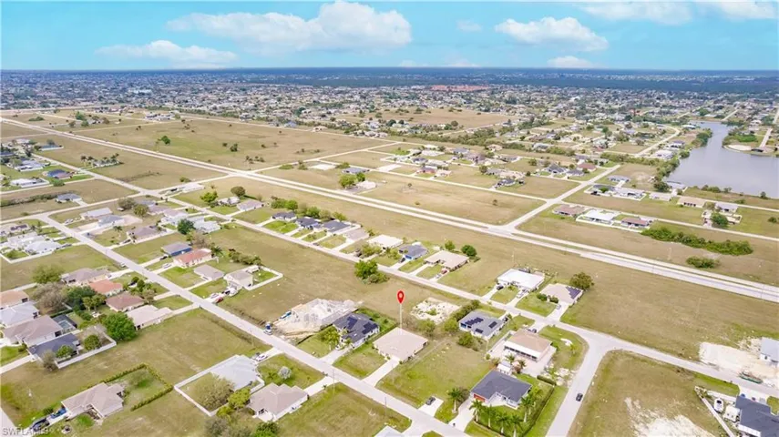 2225 NE 15th TER, CAPE CORAL FL 33909