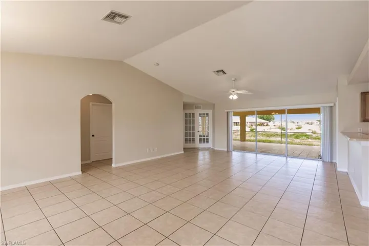 2225 NE 15th TER, CAPE CORAL FL 33909