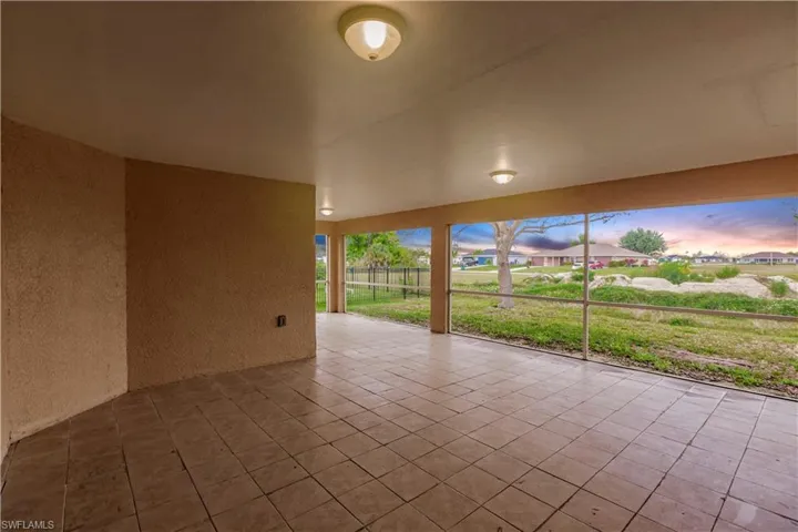 2225 NE 15th TER, CAPE CORAL FL 33909