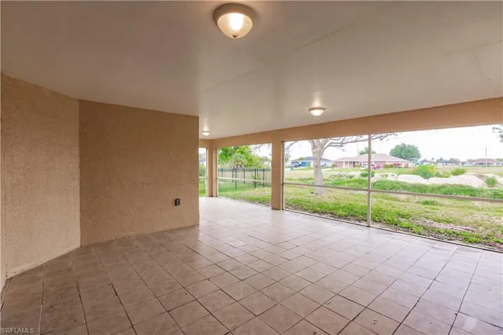 2225 NE 15th TER, CAPE CORAL FL 33909