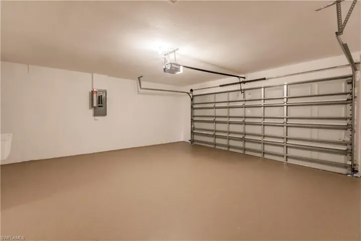 2225 NE 15th TER, CAPE CORAL FL 33909