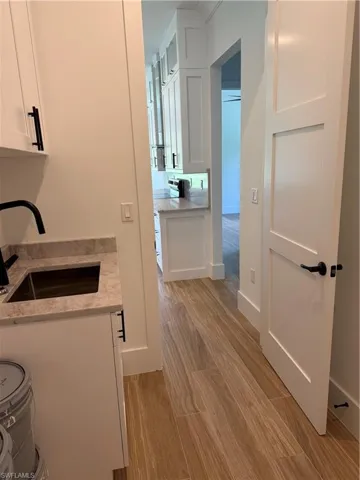 377 2nd St Ne, Naples, Florida 34120