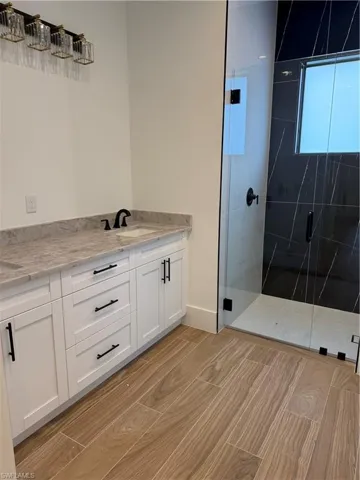 377 2nd St Ne, Naples, Florida 34120