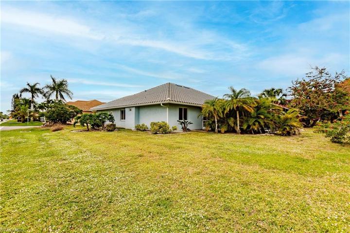 Large corner lot with super low fees