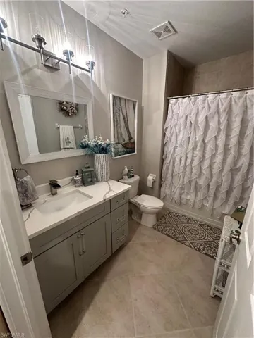 28008  Sosta  LN, Bonita Springs, FL 34135
