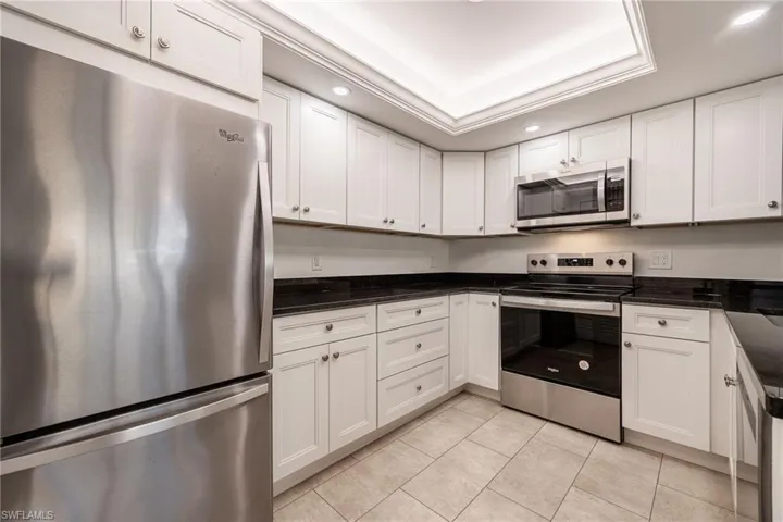 11674 Pointe Circle Dr, Fort Myers, Florida 33908
