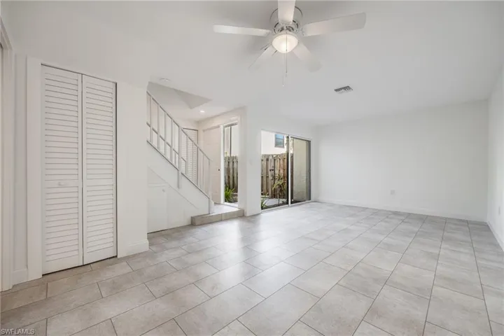 11674 Pointe Circle Dr, Fort Myers, Florida 33908