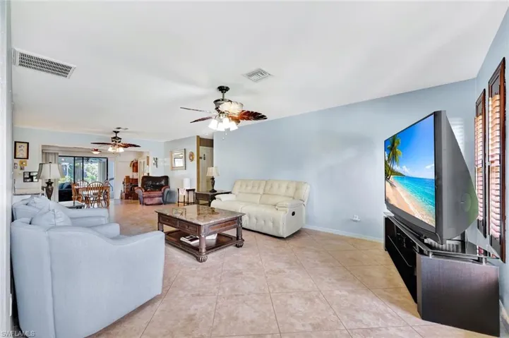 360 16th Ave Nw, Naples, Florida 34120