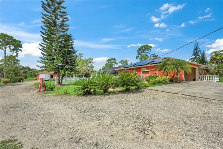 360 16th Ave Nw, Naples, Florida 34120