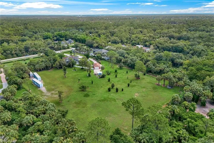 360 16th Ave Nw, Naples, Florida 34120
