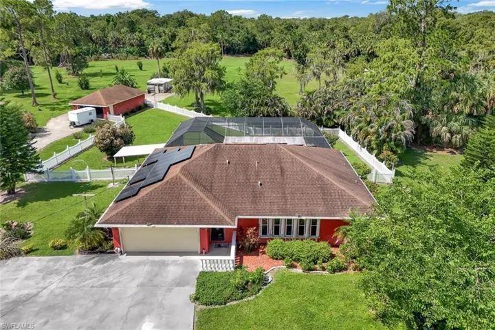 360 16th Ave Nw, Naples, Florida 34120