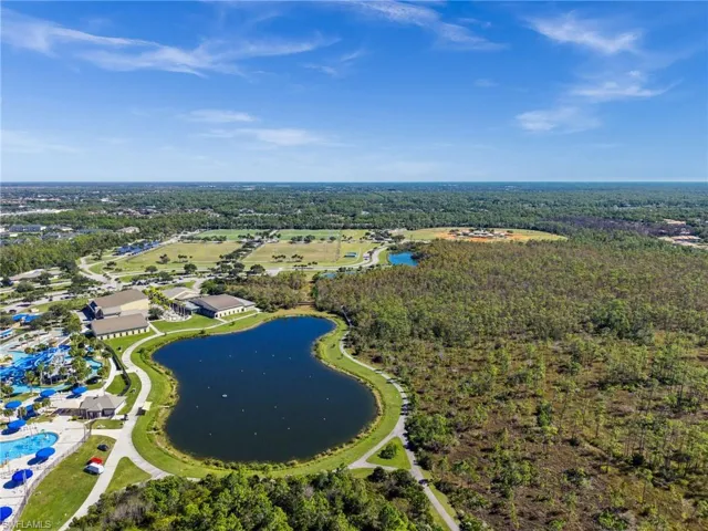 Large Lake and Preserve. Tranquil setting.