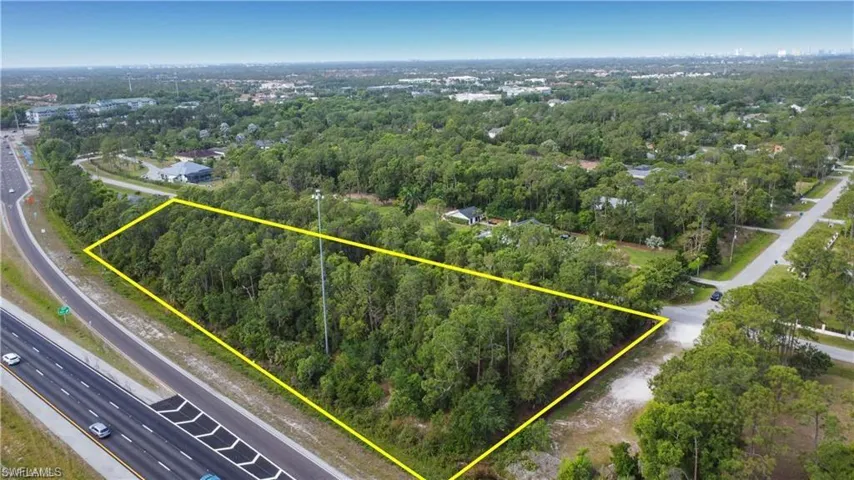 620 Soll St, Naples, Florida 34109