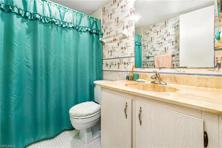 326  Charlemagne  BLVD, Naples, FL 34112