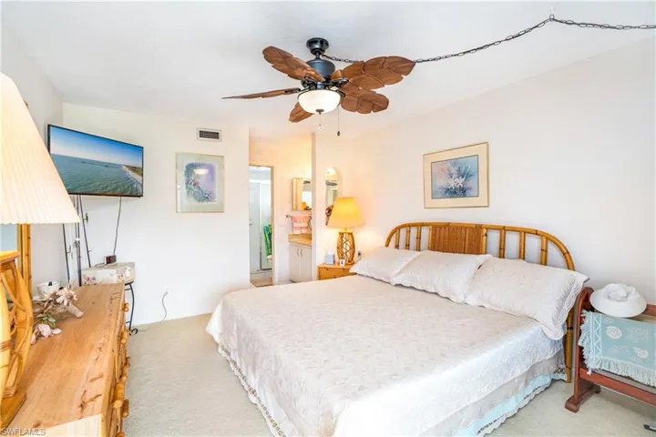 326  Charlemagne  BLVD, Naples, FL 34112