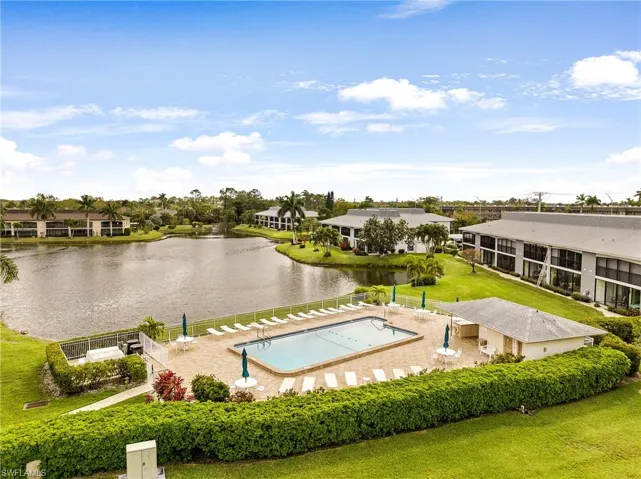 326  Charlemagne  BLVD, Naples, FL 34112