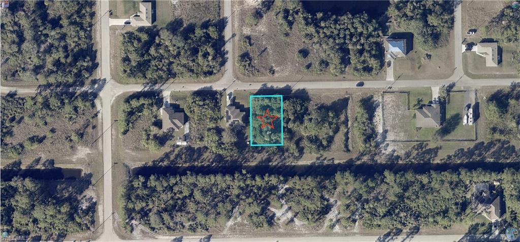924 Lakeside DR, LEHIGH ACRES FL 33974