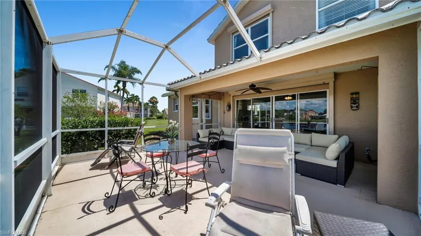 Big Covered Lanai with oversized Screen area
