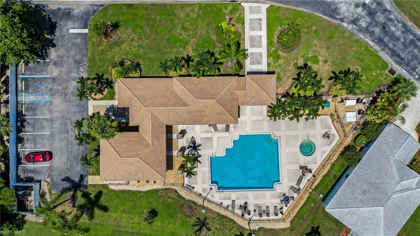 Bird's eye view of a pool area