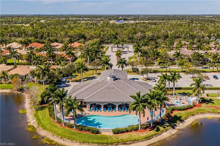 14214  Manchester  DR, Naples, FL 34114