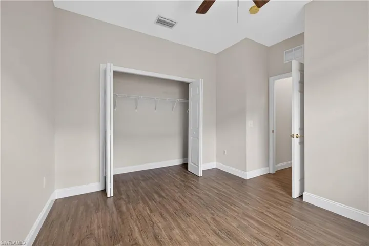 14214  Manchester  DR, Naples, FL 34114