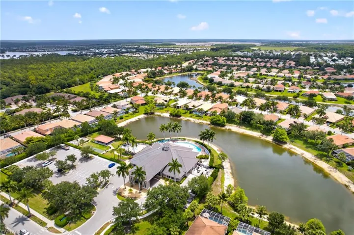 14214  Manchester  DR, Naples, FL 34114