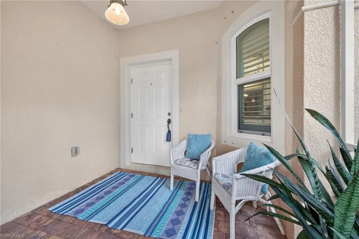 14214  Manchester  DR, Naples, FL 34114