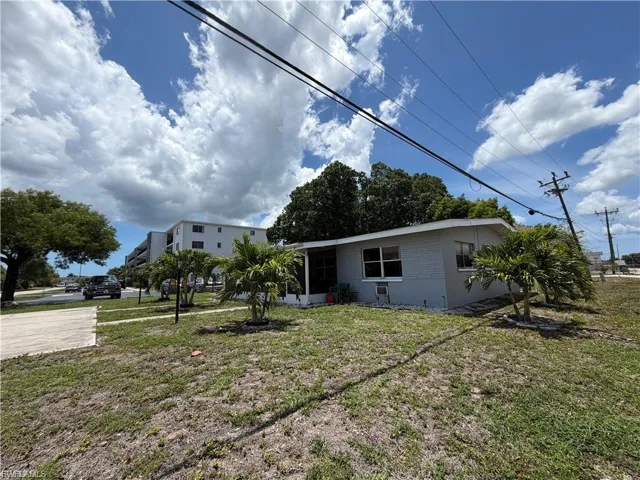 4902 Victoria Dr 1, Cape Coral, Florida 33904