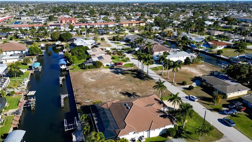 4920 Seville Ct, Cape Coral, Florida 33904