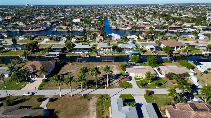 4920 Seville Ct, Cape Coral, Florida 33904