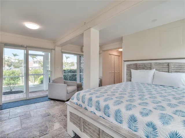 1511  Angel  DR, Sanibel, FL 33957