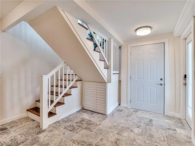 1511  Angel  DR, Sanibel, FL 33957