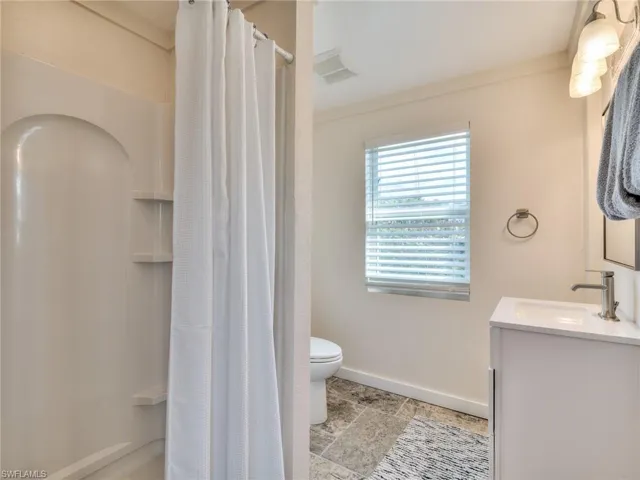 1511  Angel  DR, Sanibel, FL 33957