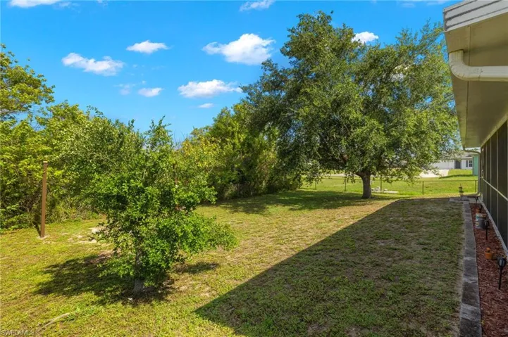 3102  Fiona  CT, Lehigh Acres, FL 33976