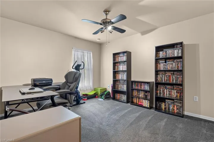 3102  Fiona  CT, Lehigh Acres, FL 33976