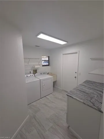 1922 Se 26th Ter, Cape Coral, Florida 33904