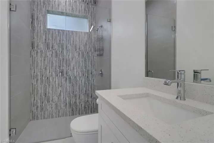 831 20th St Ne, Naples Fl 34120