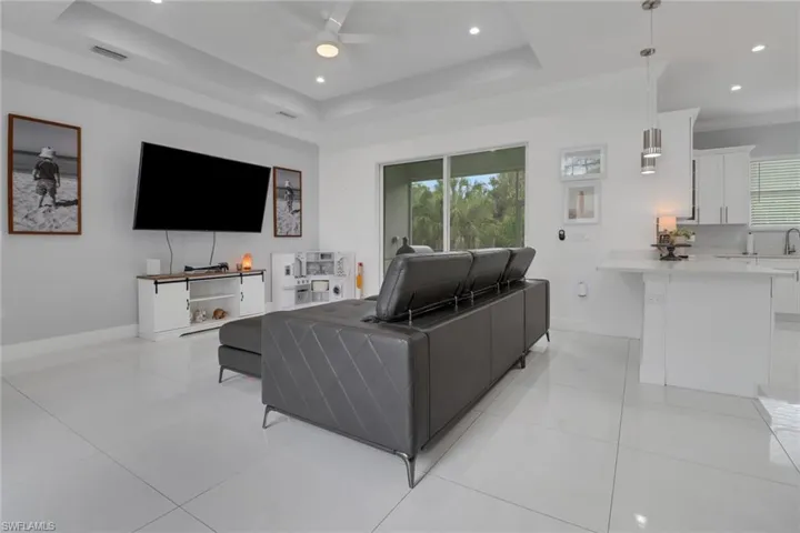 831 20th St Ne, Naples Fl 34120
