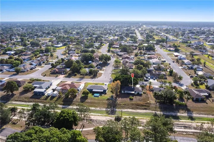 Aerial view featuring a residential view