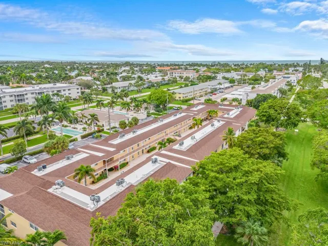 578  Broad S AVE, Naples, FL 34102