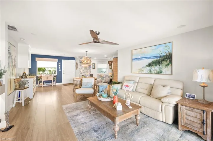 1140 Little Neck Ct D37, Naples, Florida 34102