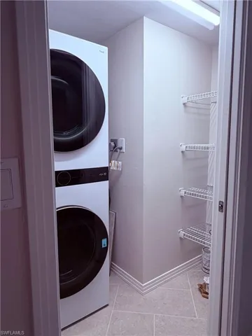 Full size stack washer/dryer